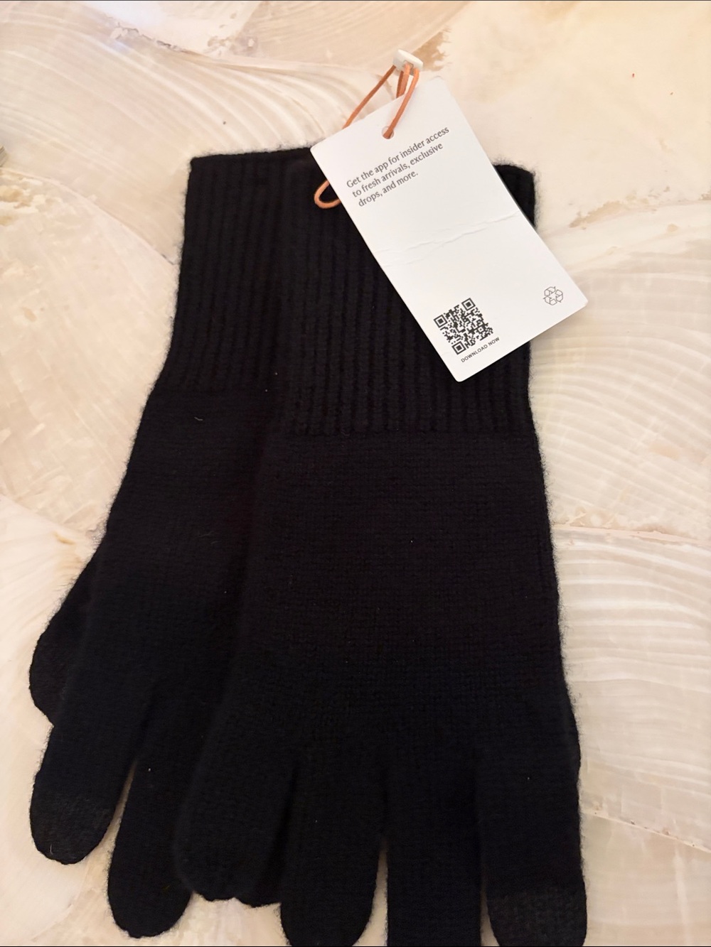 Quince Black Knit Scarf and Glove Set - Picture 3 of 5